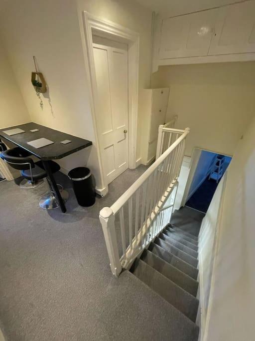 City Heights Appartement Canterbury Buitenkant foto